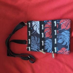 Crossbody Adjustable Strap Hawaii Purse GUC